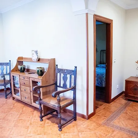 La Mies Lejlighed Rasines